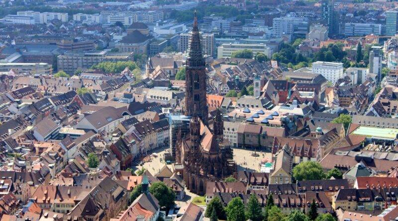 Architektur, Münsterkirche in Freiburg, Deutschland